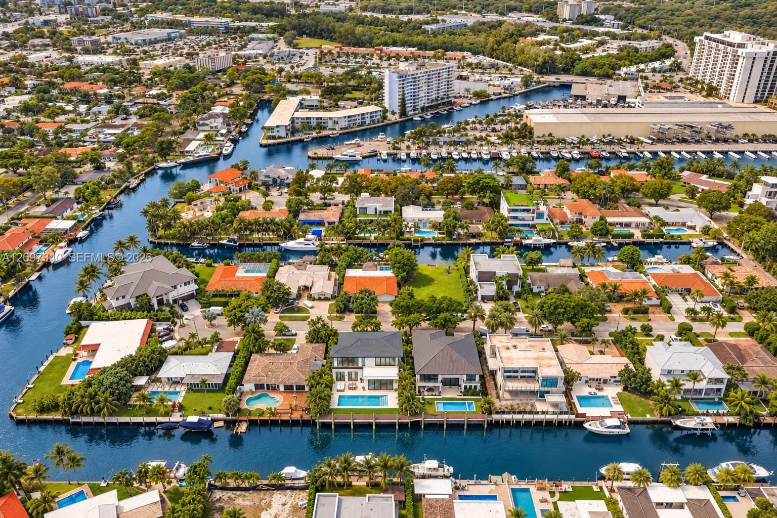 13045 Coronado Terrace, North Miami, FL 33181 photo 30