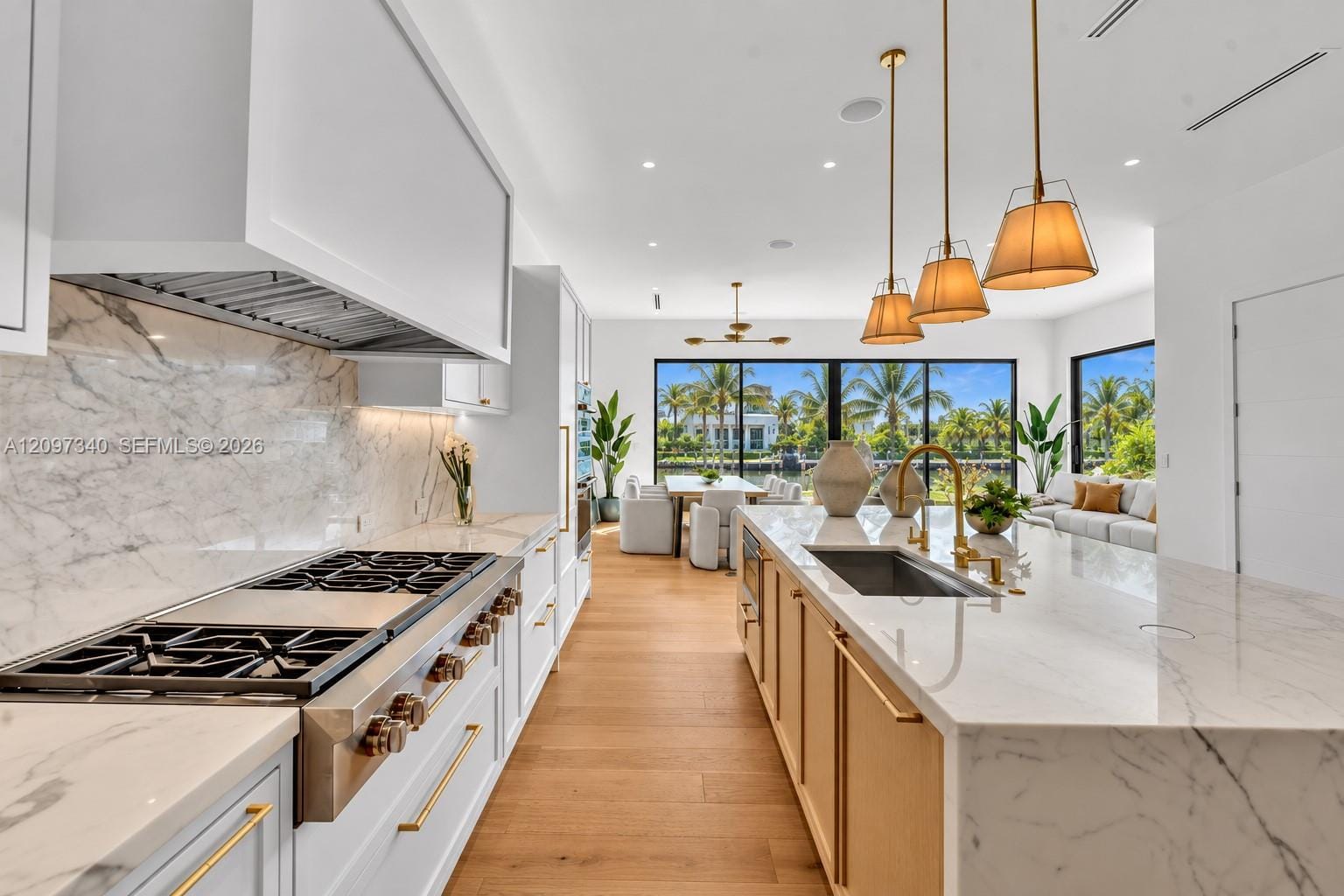 13045 Coronado Terrace, North Miami, FL 33181 photo 6