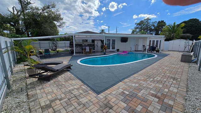 268 Holly Drive, West Palm Beach, FL 33415