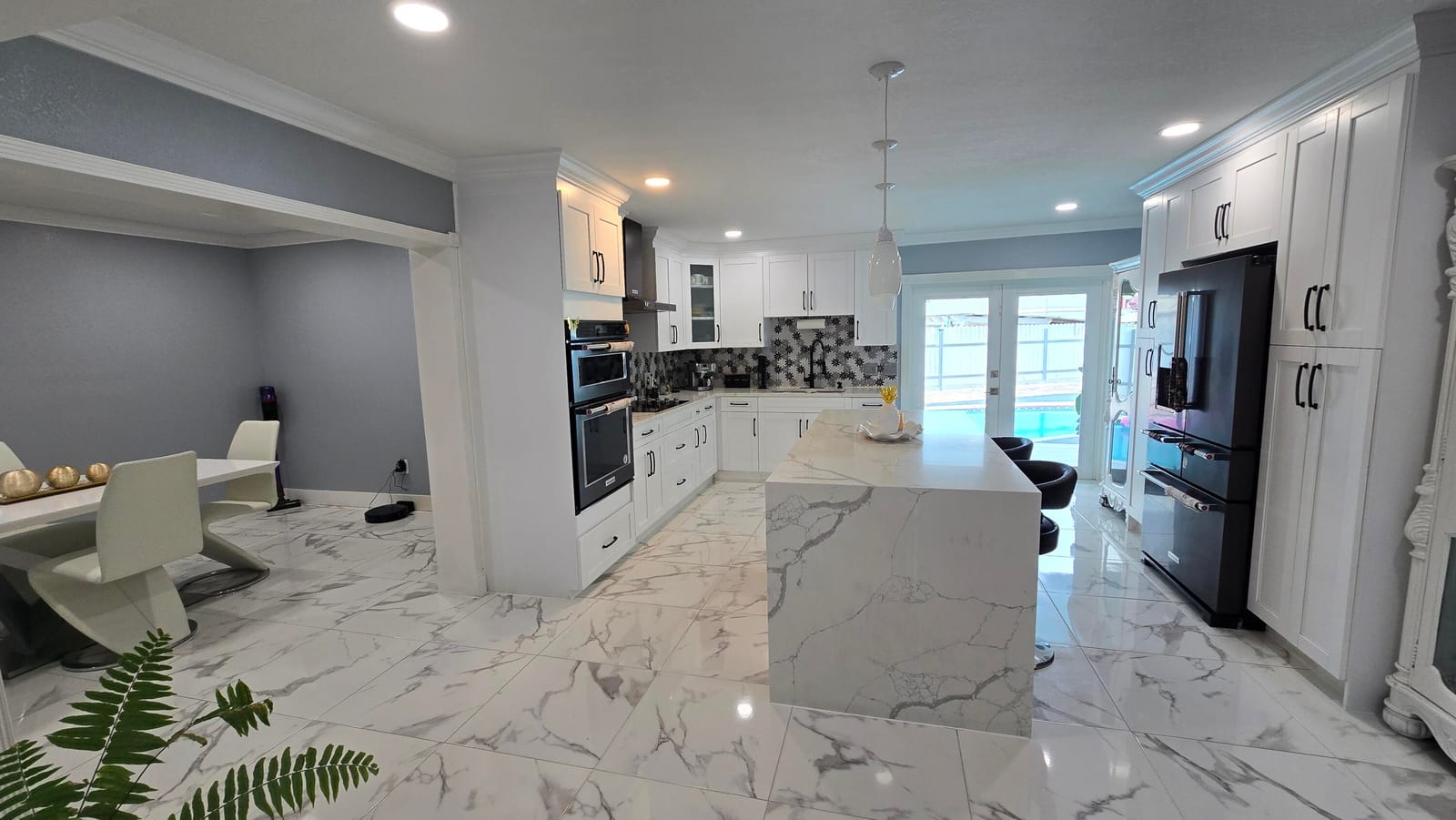268 Holly Drive, West Palm Beach, FL 33415 photo 3