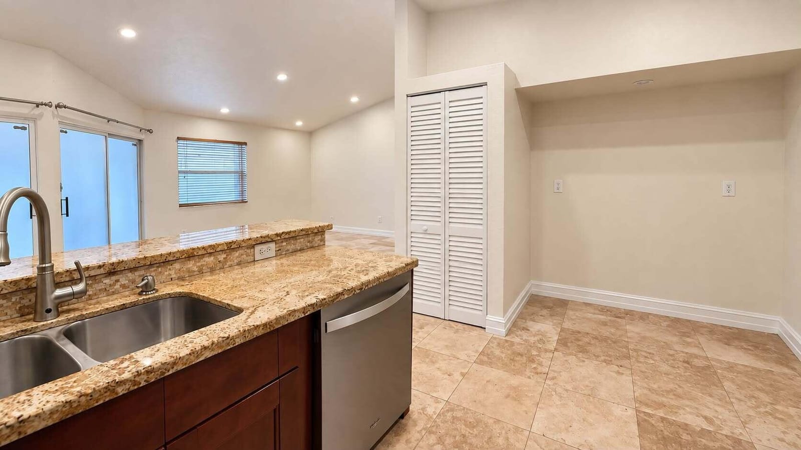 11838 NW 13TH Street, Pembroke Pines, FL 33026 photo 5