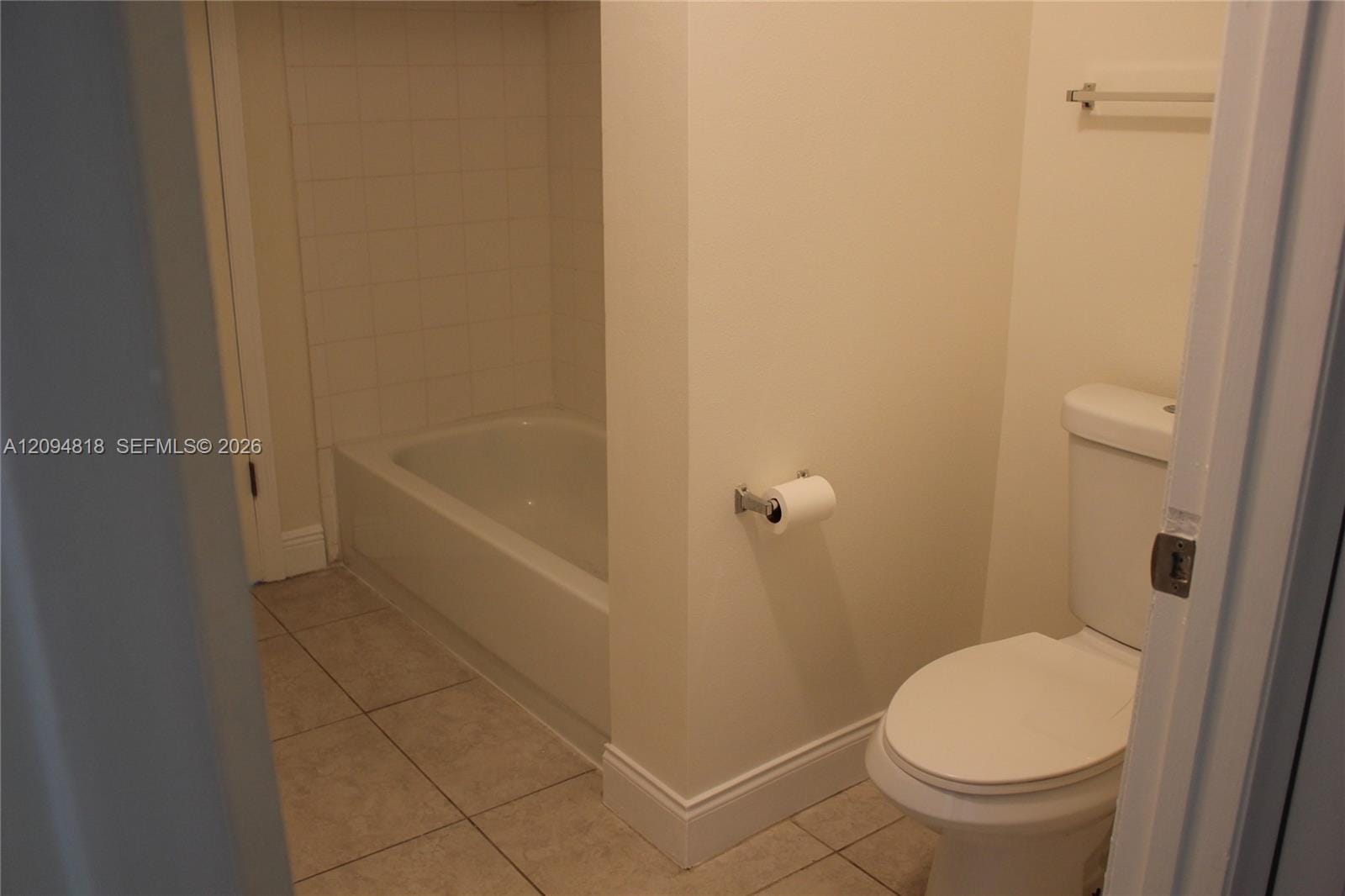 4871 Via Palm Lakes 703 — photo 12