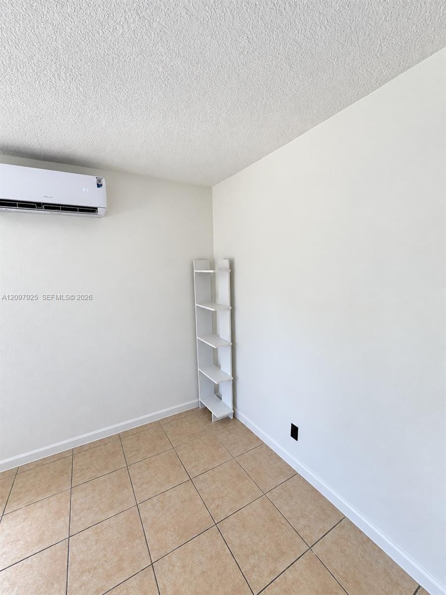 1521 NW 5th Avenue — photo 5