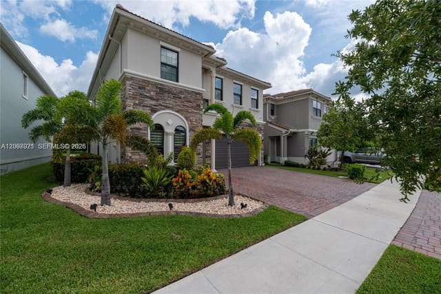 8475 NW 39th Court, Coral Springs, FL 33065