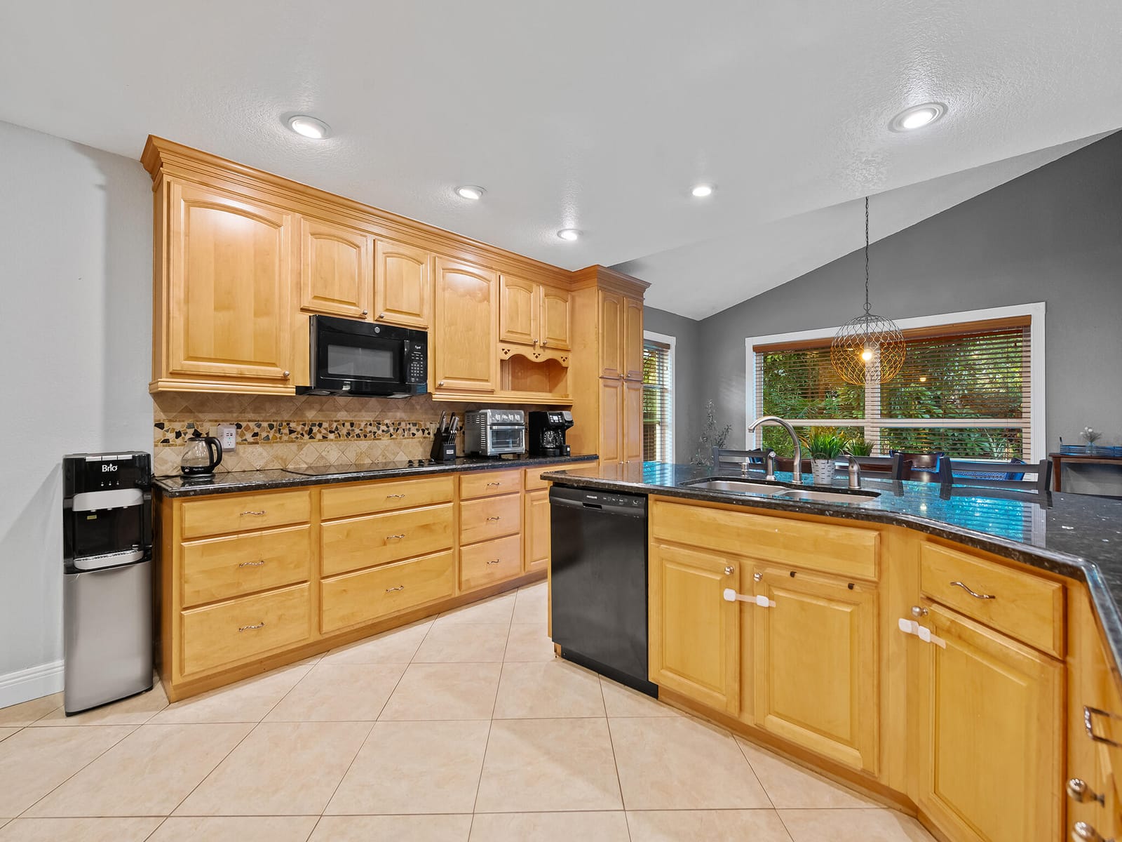 875 NW 83rd Drive — photo 11