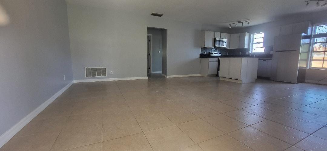 5240 NE 14TH Way 4, Fort Lauderdale, FL 33334 photo 5