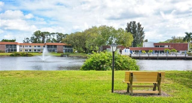 1225 NW 21ST Street 3-311, Stuart, FL 34994