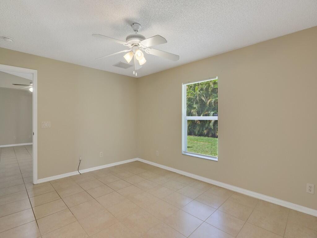 557 BROWNING Terrace, Sebastian, FL 32958 photo 16