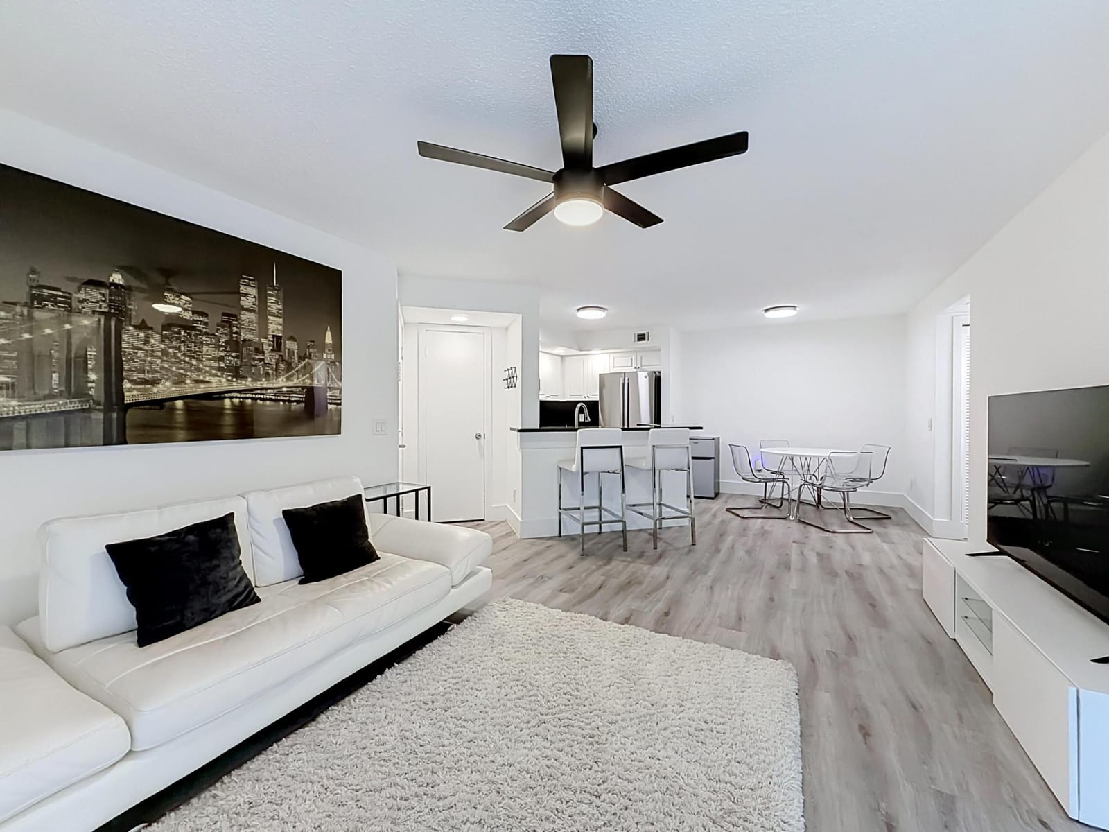 4518 Commander Drive 1922, Orlando, FL 32822 photo 2