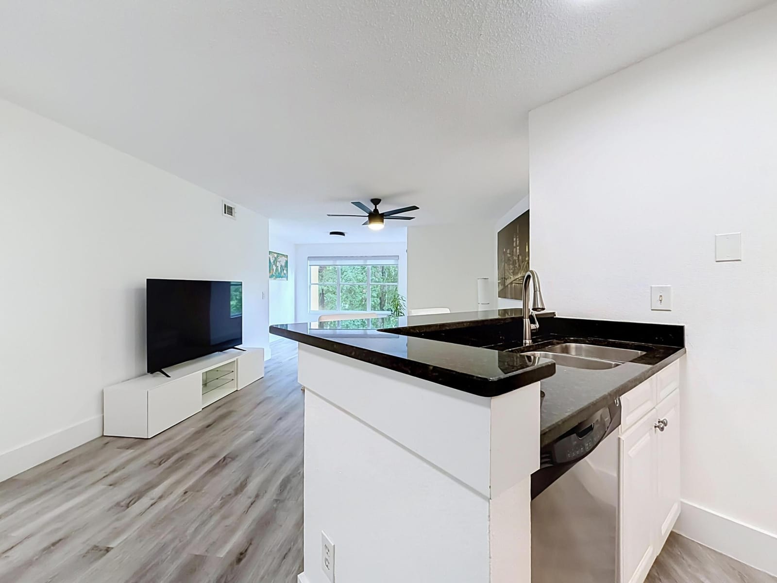 4518 Commander Drive 1922, Orlando, FL 32822 photo 5