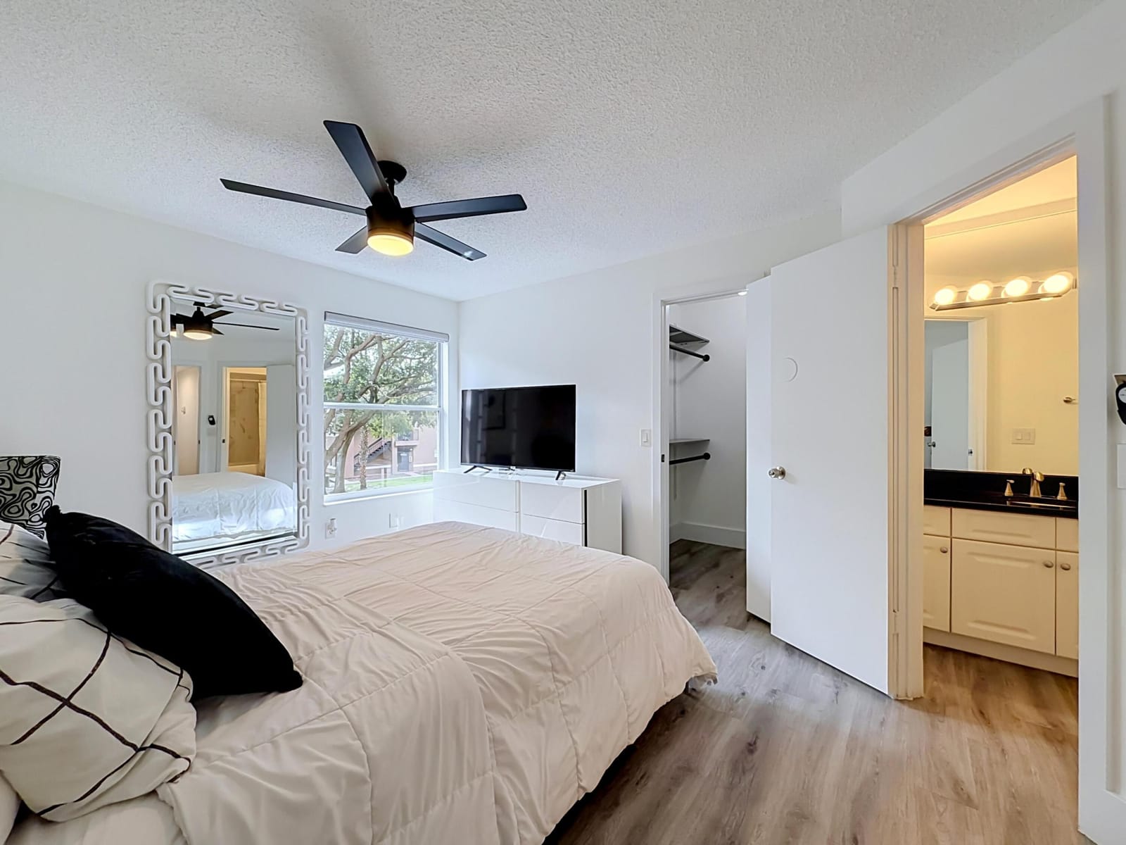 4518 Commander Drive 1922, Orlando, FL 32822 photo 8