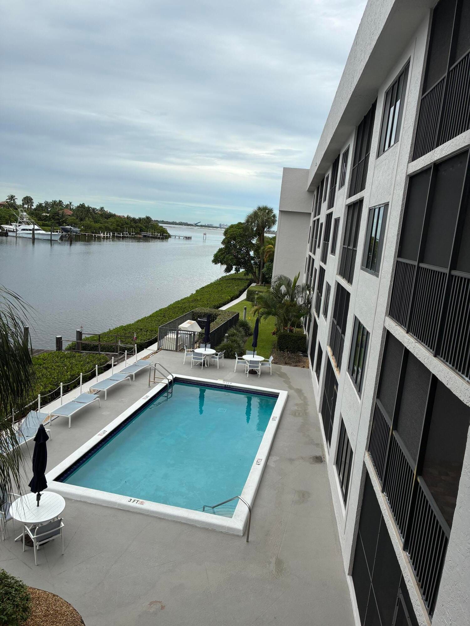 3525 S Ocean Boulevard 304, South Palm Beach, FL 33480 photo 2
