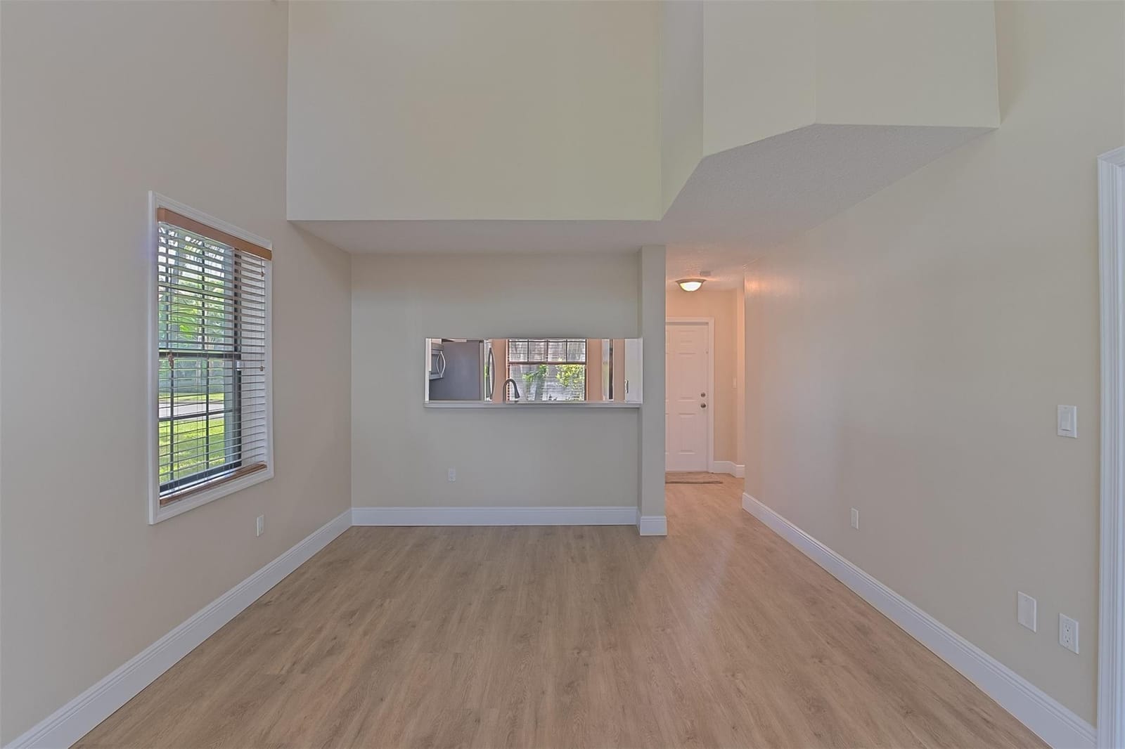 223 City View Drive — photo 3