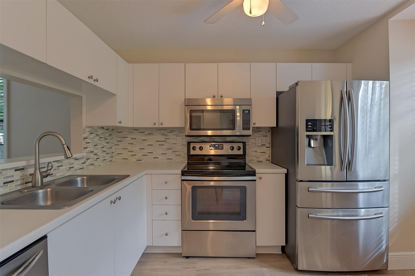 223 City View Drive — photo 9