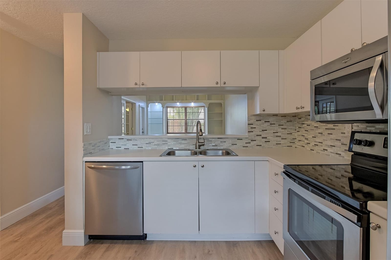 223 City View Drive — photo 10