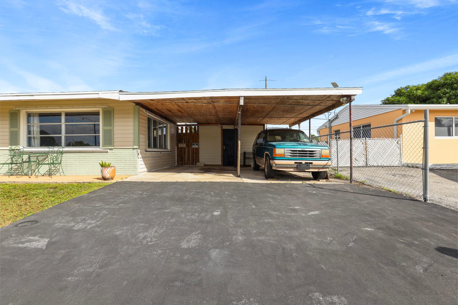 9412 Bellewood Street — photo 2