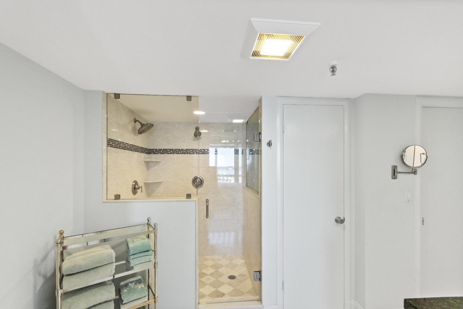 115 Lakeshore Drive 549 — photo 12