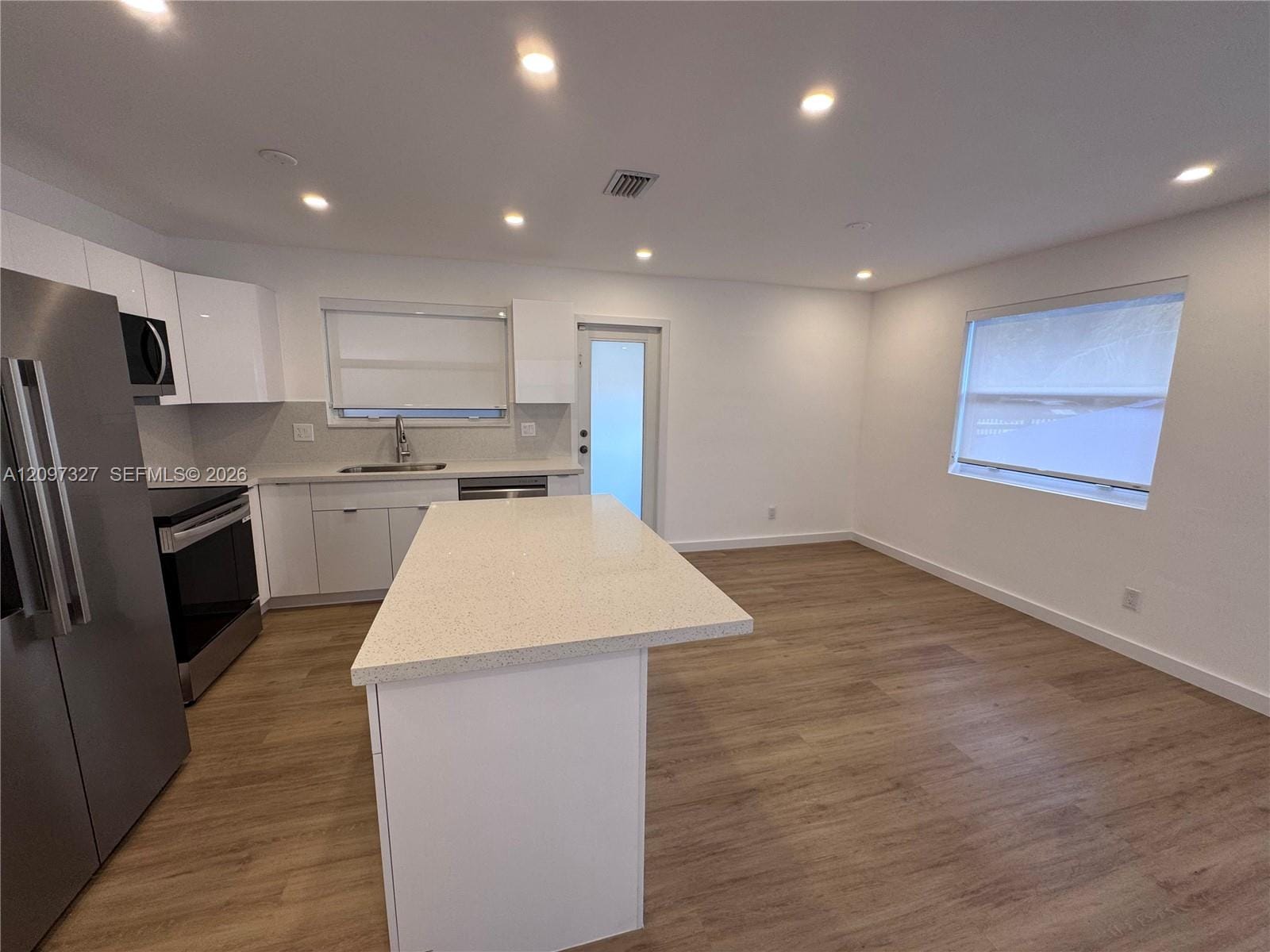 352 SW 17th Road 352 — photo 5