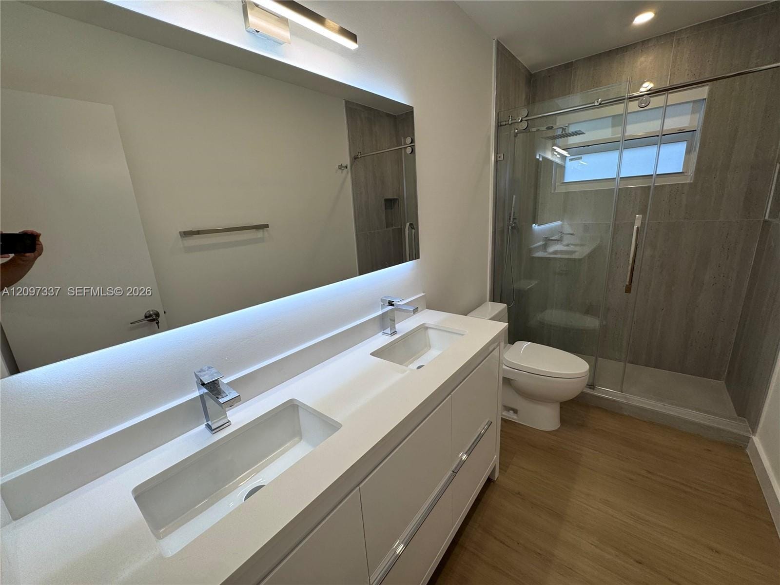 350 SW 17th Road 350, Miami, FL 33129 photo 17