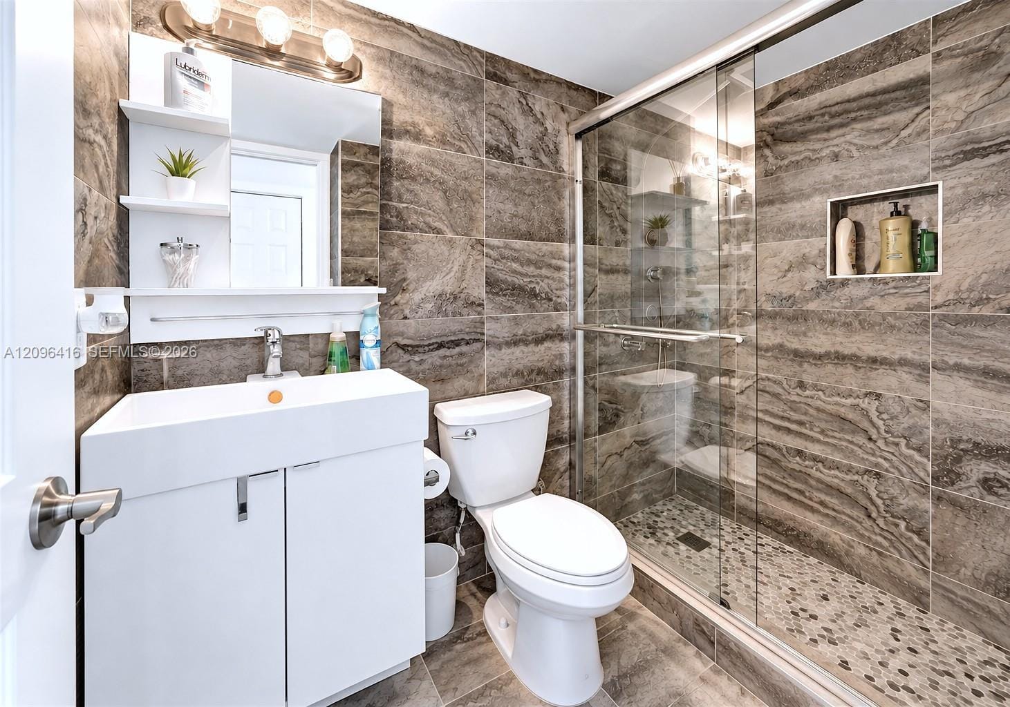 250 180th Drive 155 — photo 7