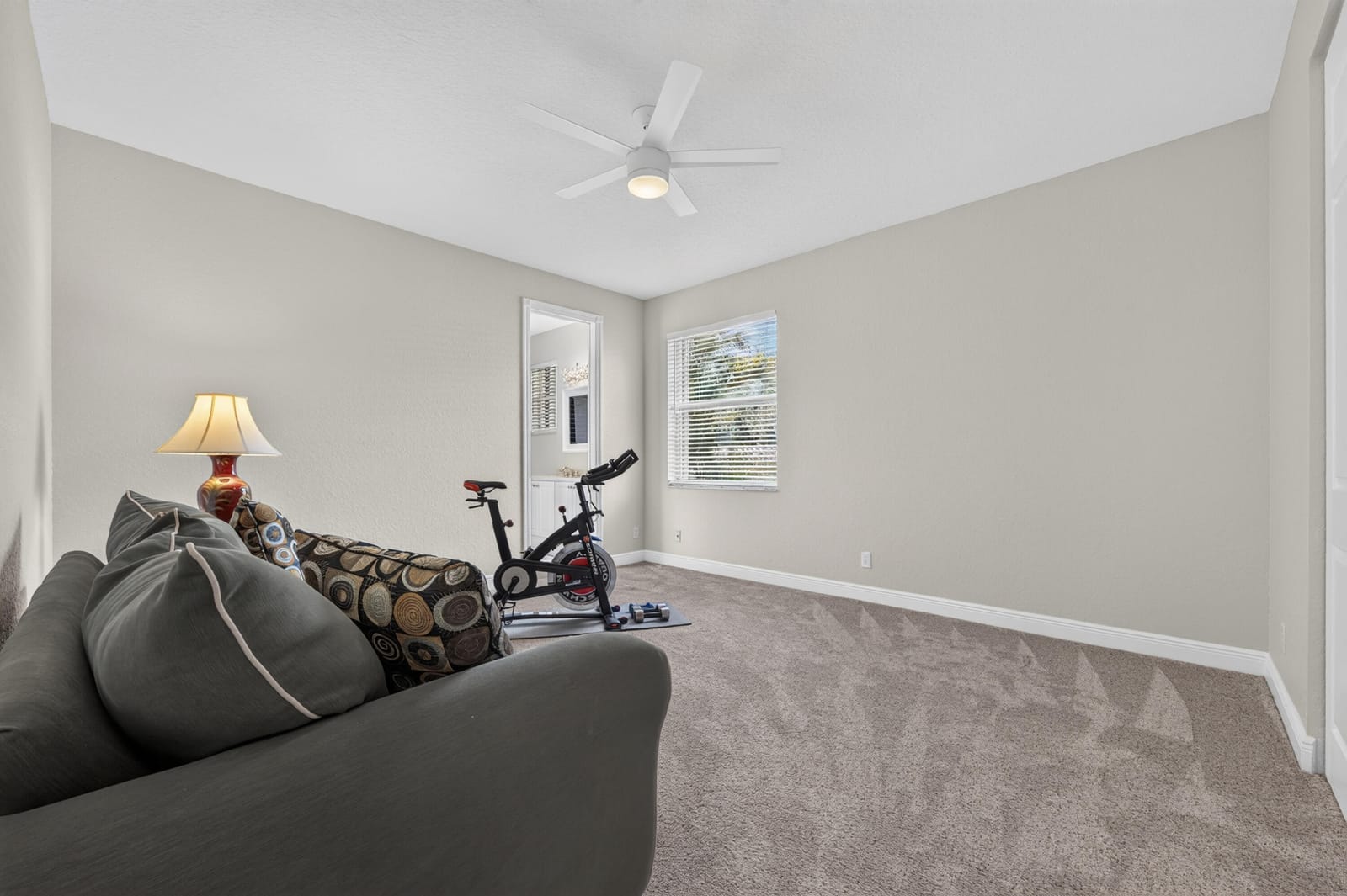 122 SANTIAGO Drive, Jupiter, FL 33458 photo 23
