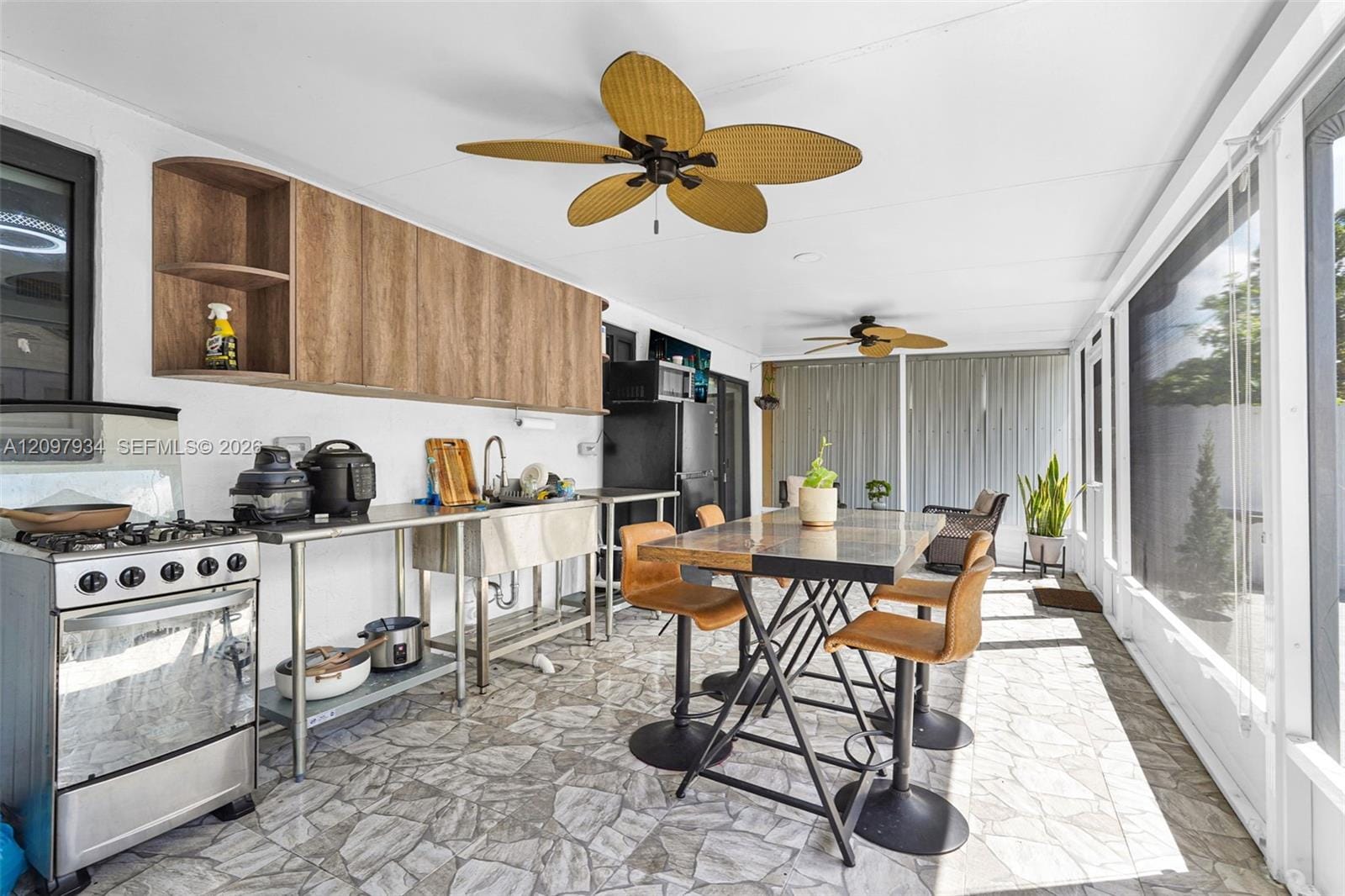 2730 W 60th Place 104, Hialeah, FL 33016 photo 24