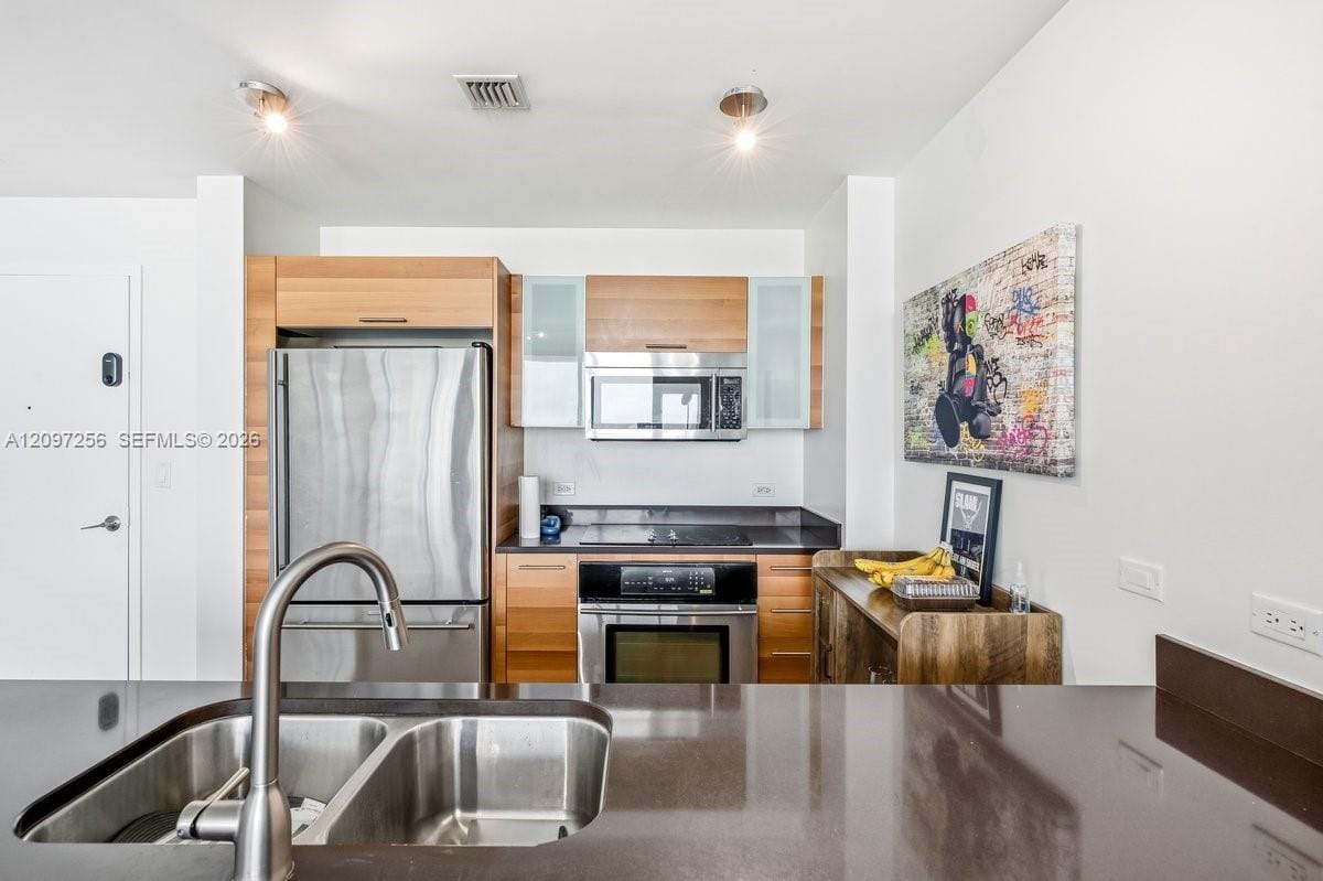 3301 NE 1st Avenue H2413 — photo 4