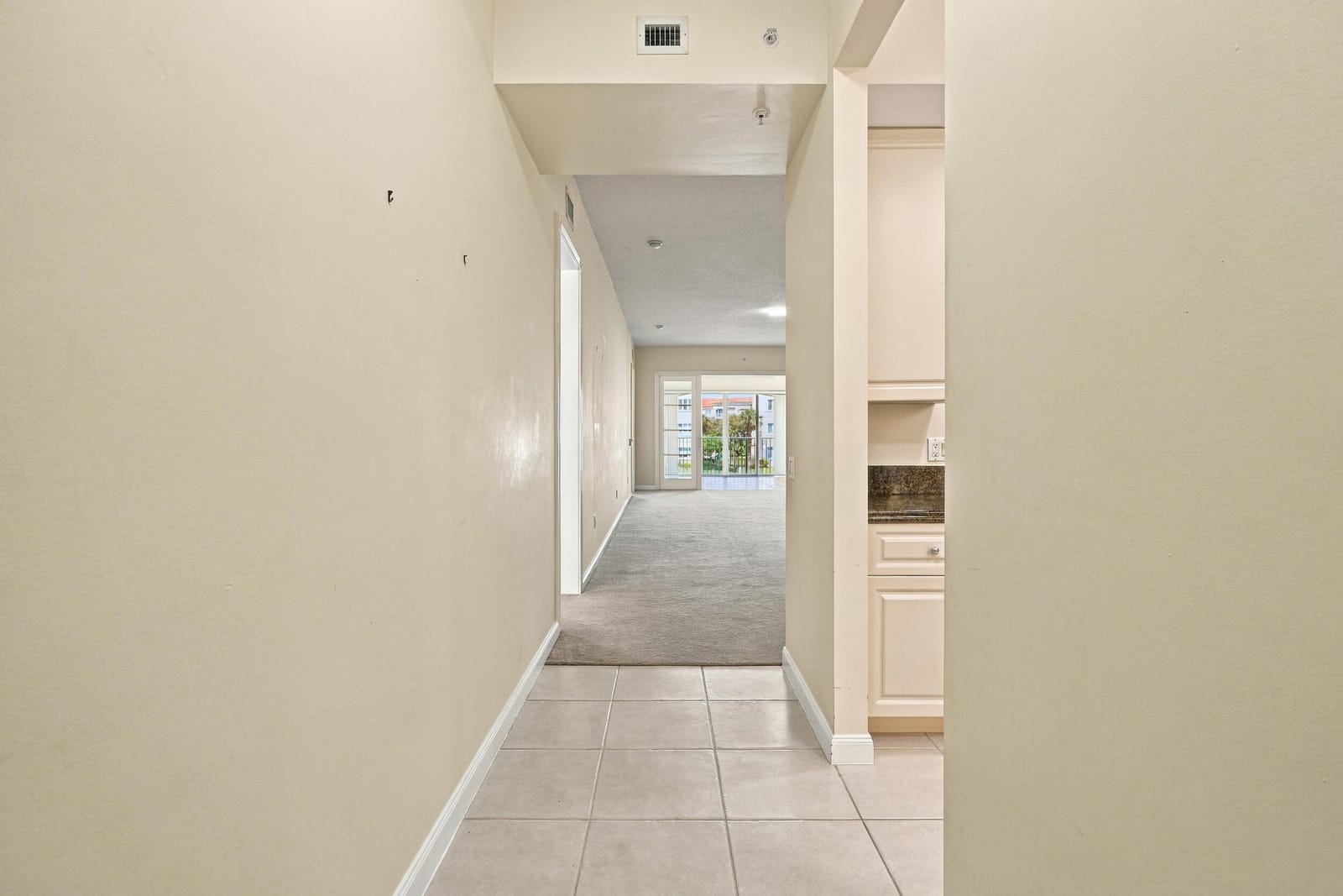 19 Harbour Isle Drive W 201, Fort Pierce, FL 34949 photo 15