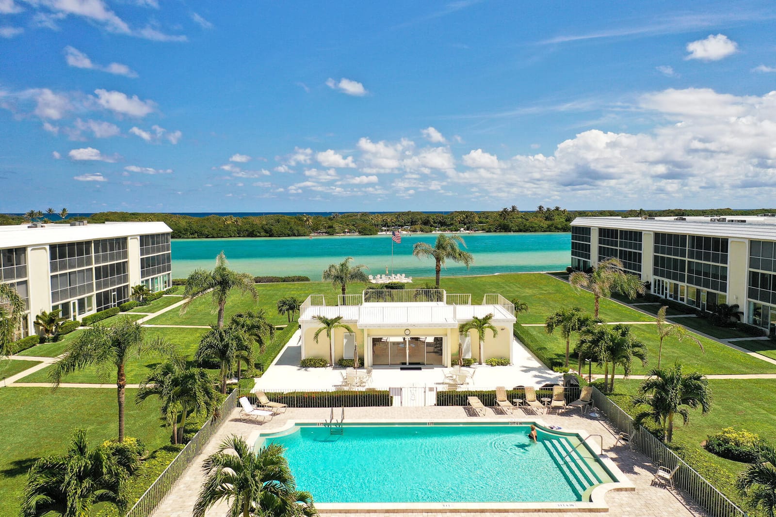100 Waterway Road, Jupiter, FL 33469 photo 2