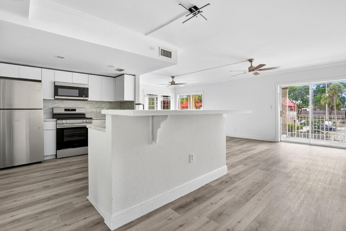 495 SE 8th Street 242, Deerfield Beach, FL 33441 photo 10