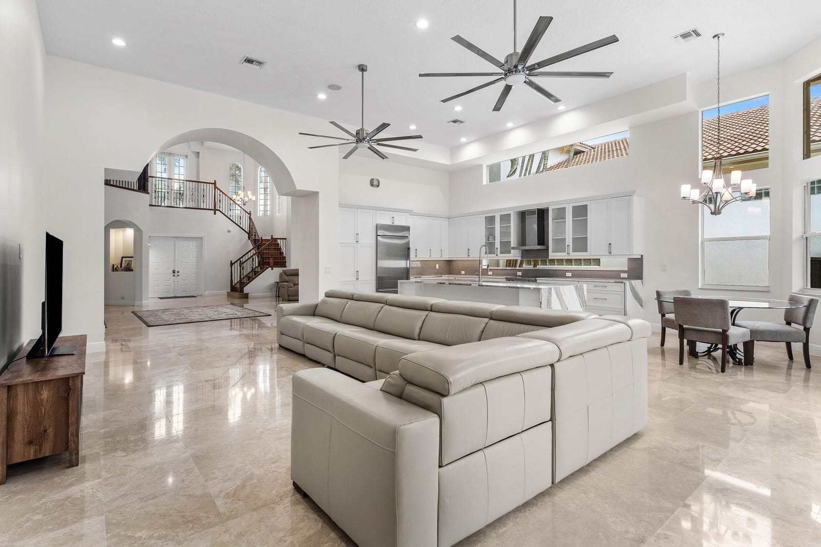 8126 Valhalla Drive — photo 8
