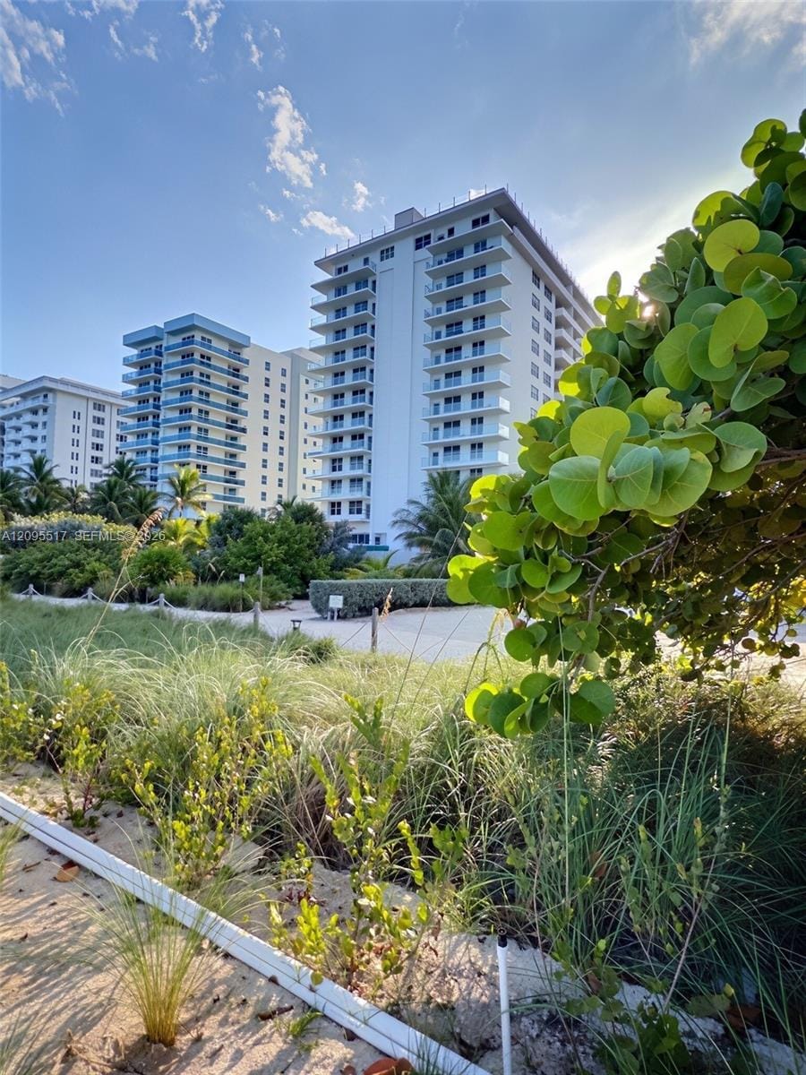 9225 Collins Avenue 1109 — photo 3