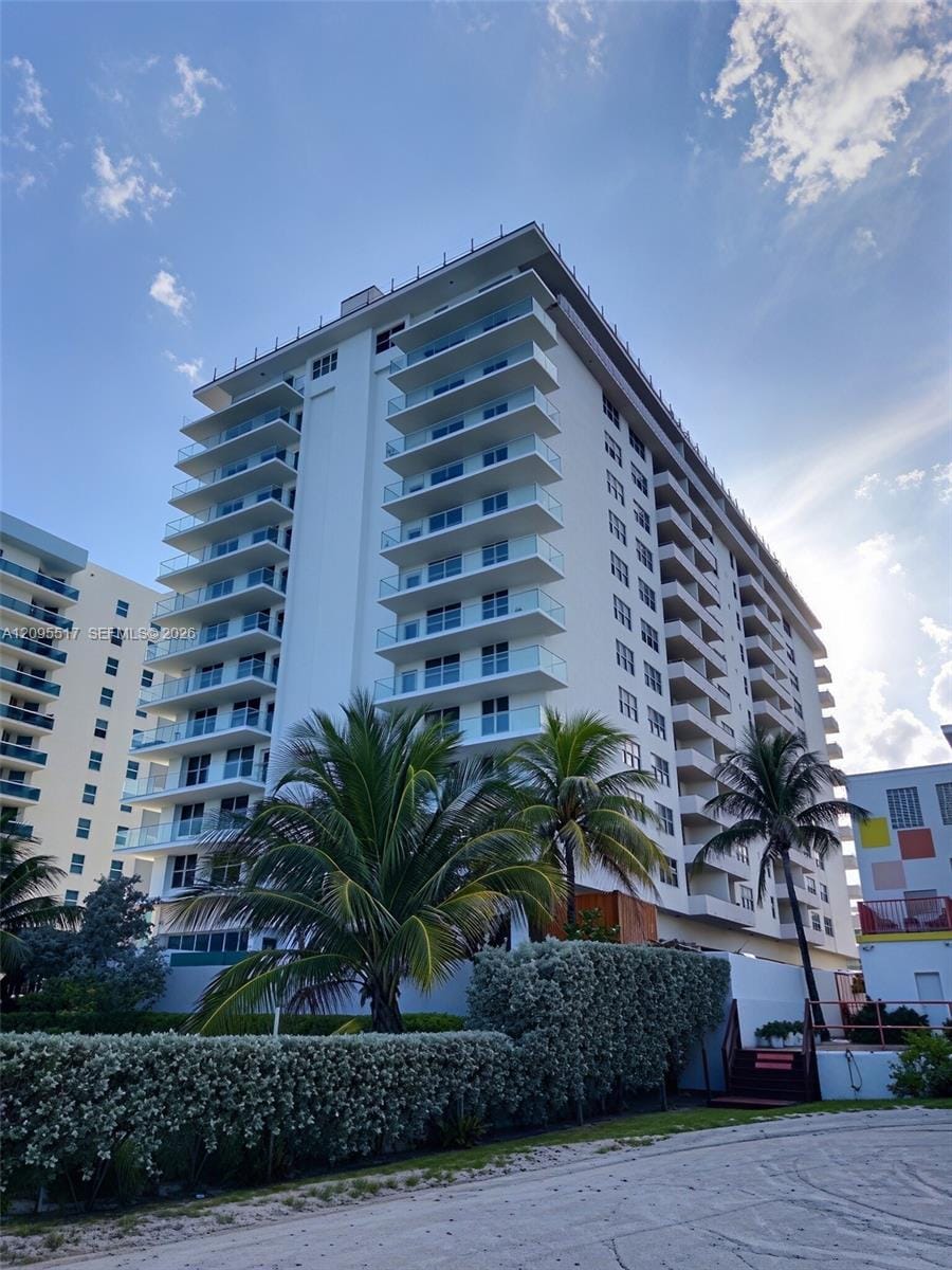 9225 Collins Avenue 1109 — photo 5