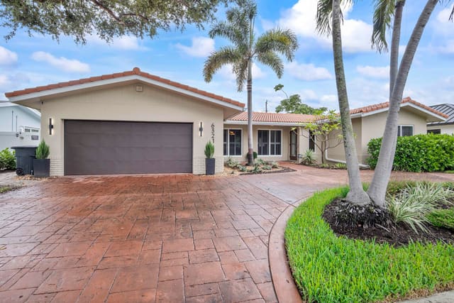 6321 NE 22ND Avenue, Fort Lauderdale, FL 33308