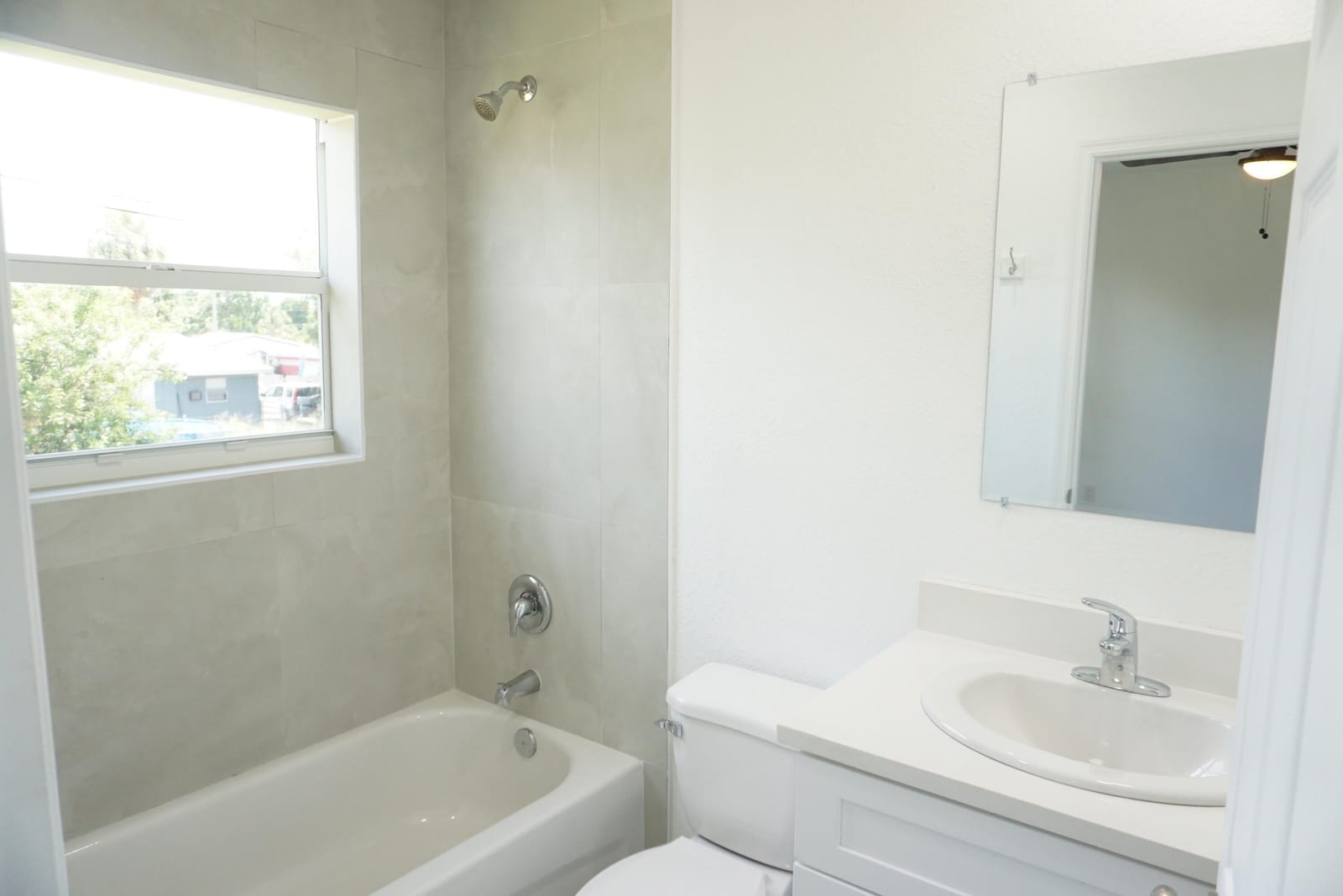 1181 W 28th Street — photo 11