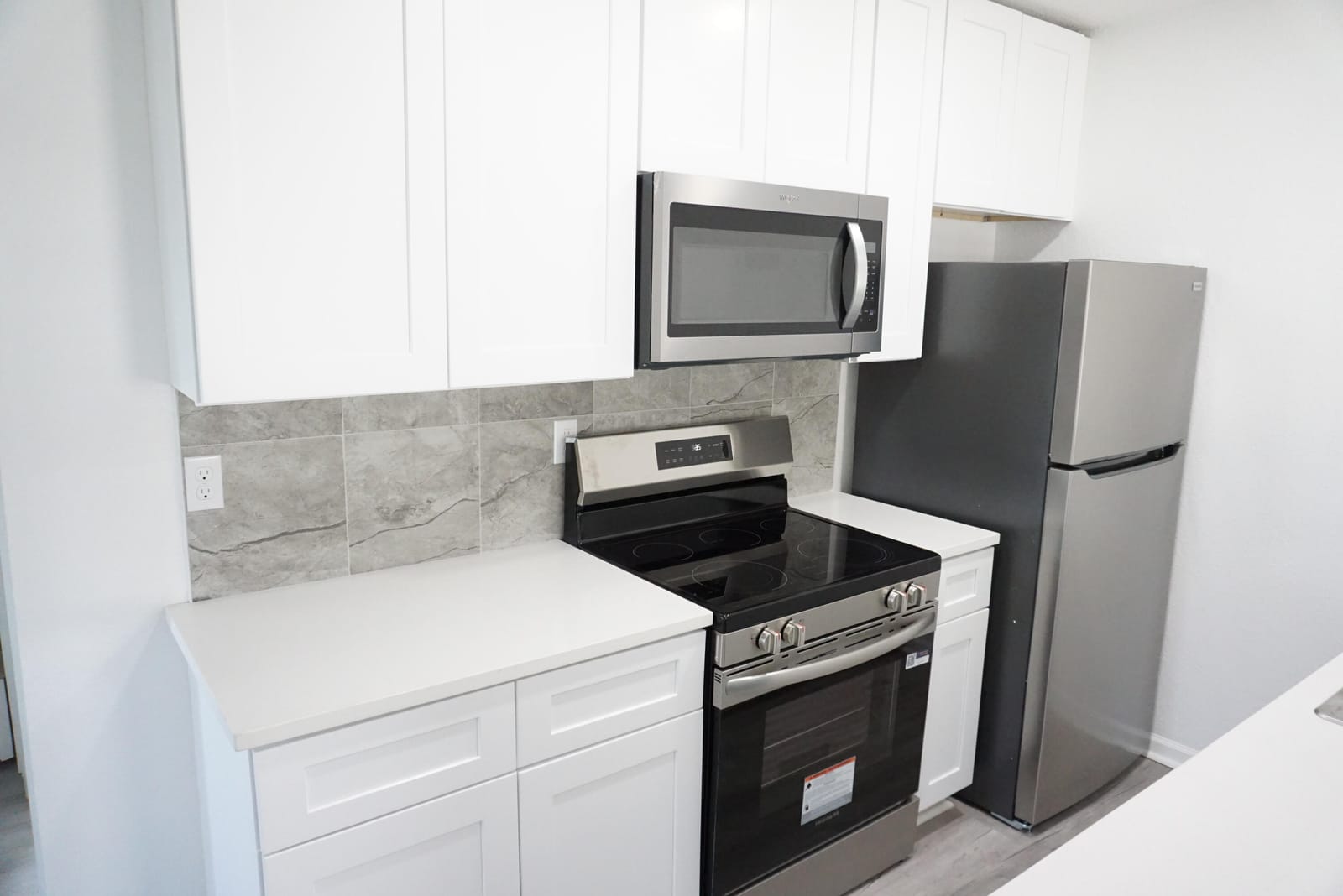 1181 W 28th Street — photo 3