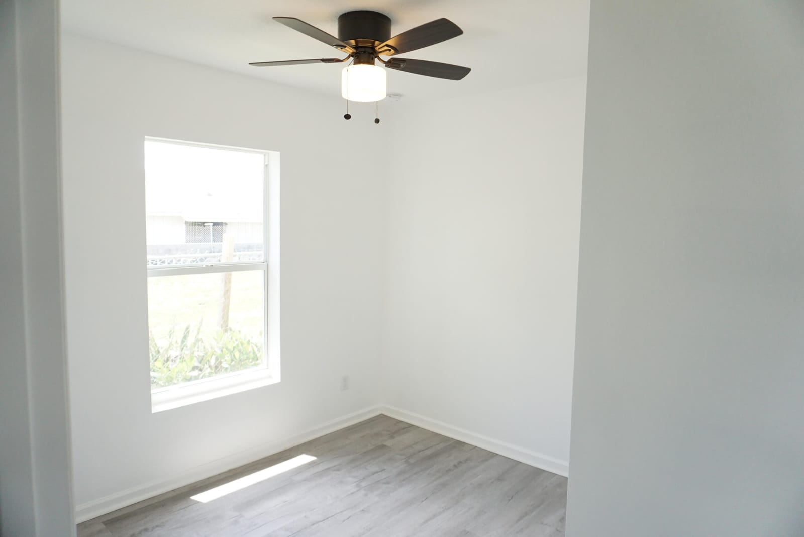 1181 W 28th Street — photo 9