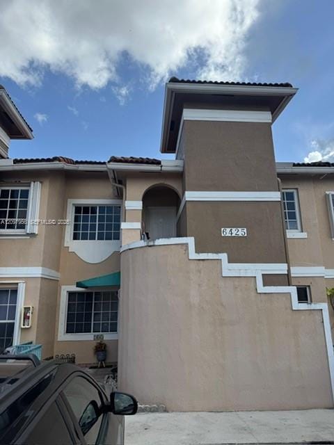 6425 SW 130th Place 704 — photo 2