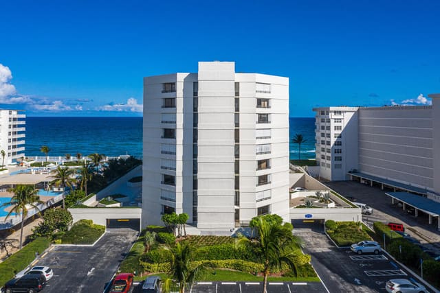 3560 S OCEAN Boulevard 404, South Palm Beach, FL 33480