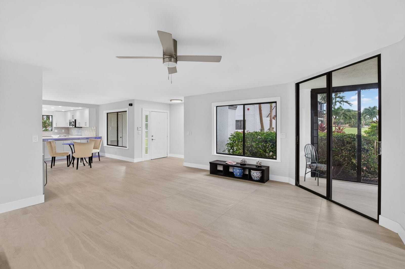 7350 CLUNIE Place 13501 — photo 8