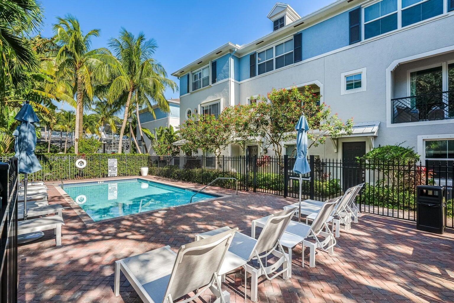 75 ATLANTIC GROVE Way, Delray Beach, FL 33444 photo 3