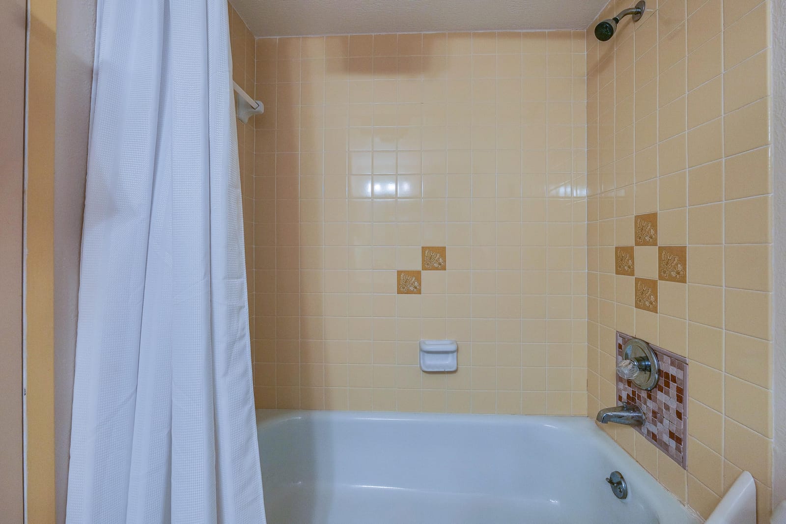 4851 NW 26TH Court 343, Lauderdale Lakes, FL 33313 photo 16