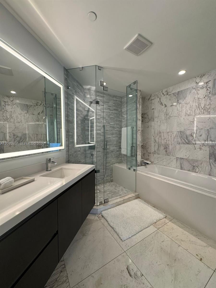 851 NE 1st Avenue 1404 — photo 12