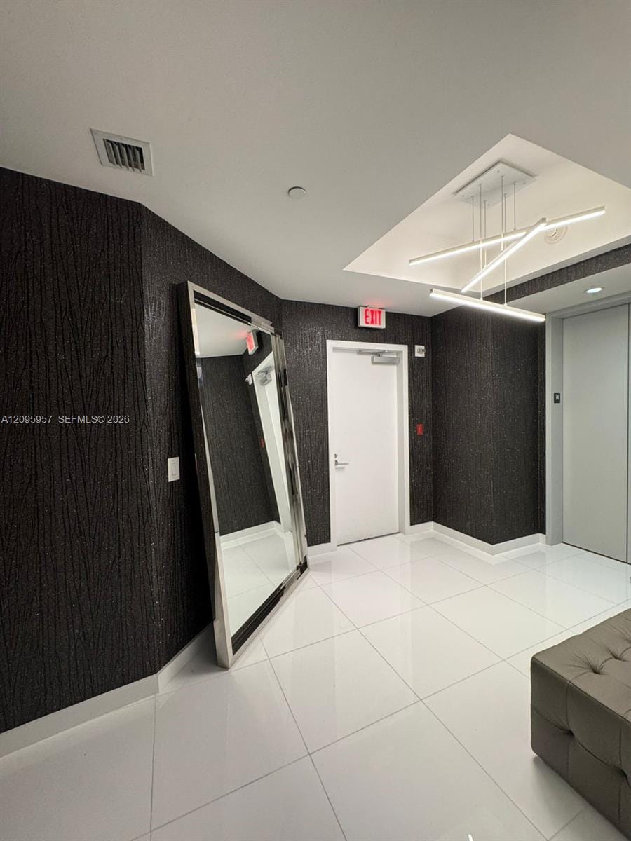 851 NE 1st Avenue 1404 — photo 3