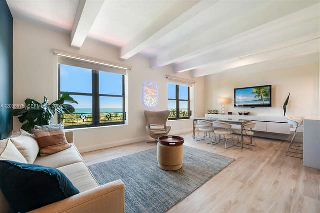 1330 Ocean Drive R5D, Miami Beach, FL 33139