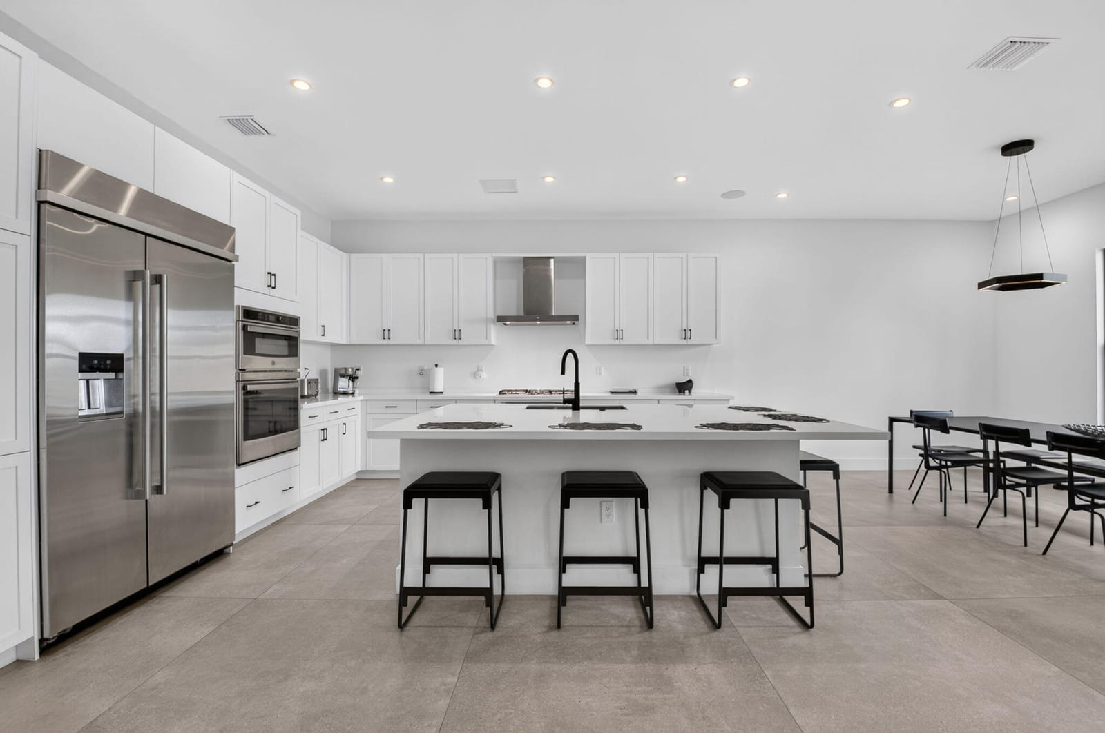 8074 LAUREL FALLS Drive — photo 7