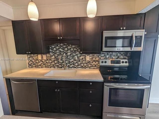 9331 SW 4th Street 221A, Miami, FL 33174