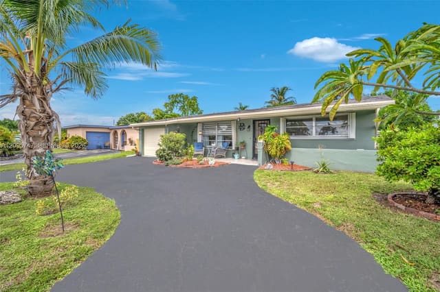 9261 NW 24th Place, Sunrise, FL 33322