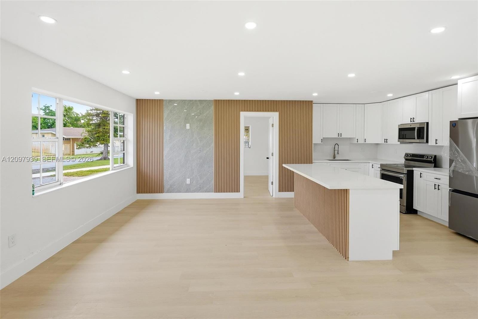 701 NW 176th Terrace — photo 3