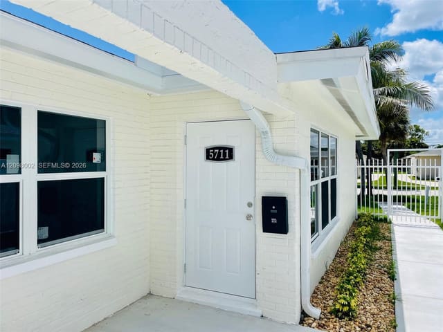 5711 NW 28th Street 5711, Lauderhill, FL 33313